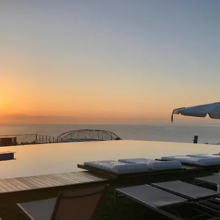 Infinity View *