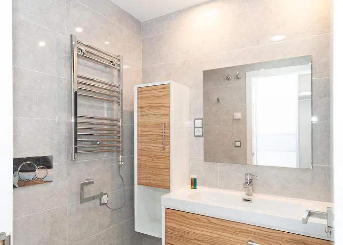 Infinity View Apartment *